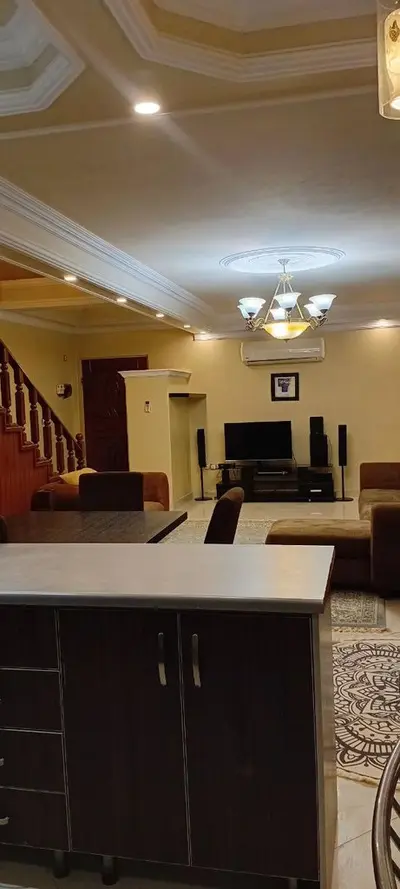 آپارتمان دوخوابه دوبلکس شهرک صدف 