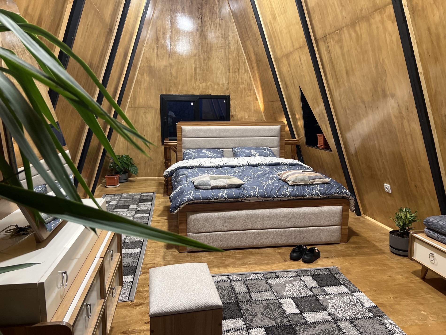 کلبه یک خوابه سوئیسی سامین