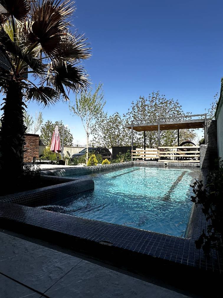 ویلا دوخوابه استخردار  آبگرم فانی ۲