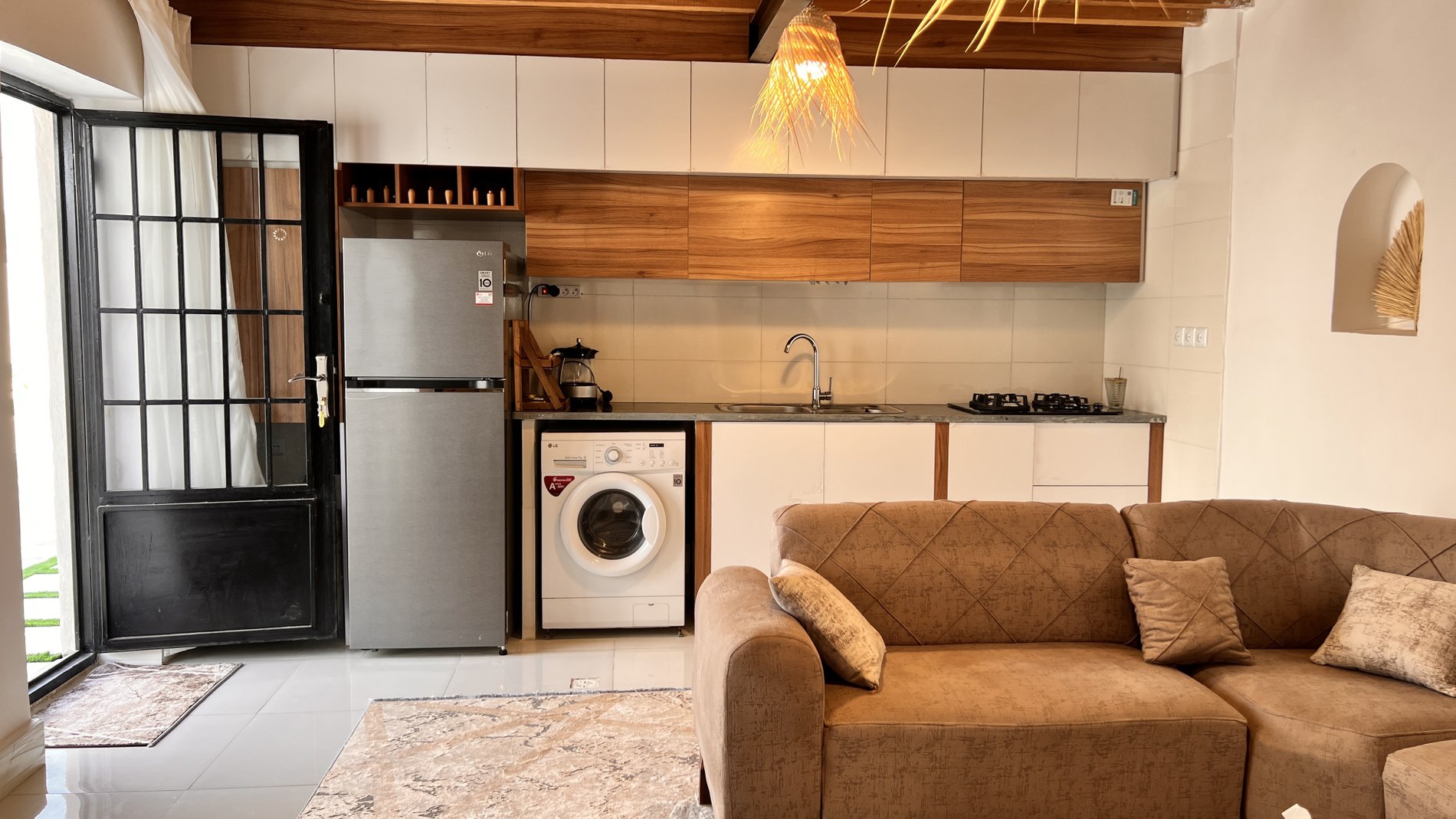 ویلا چهارخوابه استخردار آلوزنگی