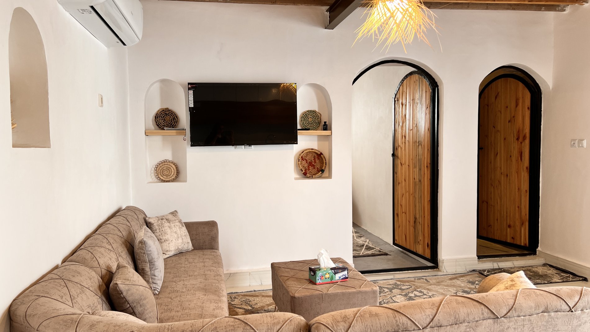 ویلا چهارخوابه استخردار آلوزنگی