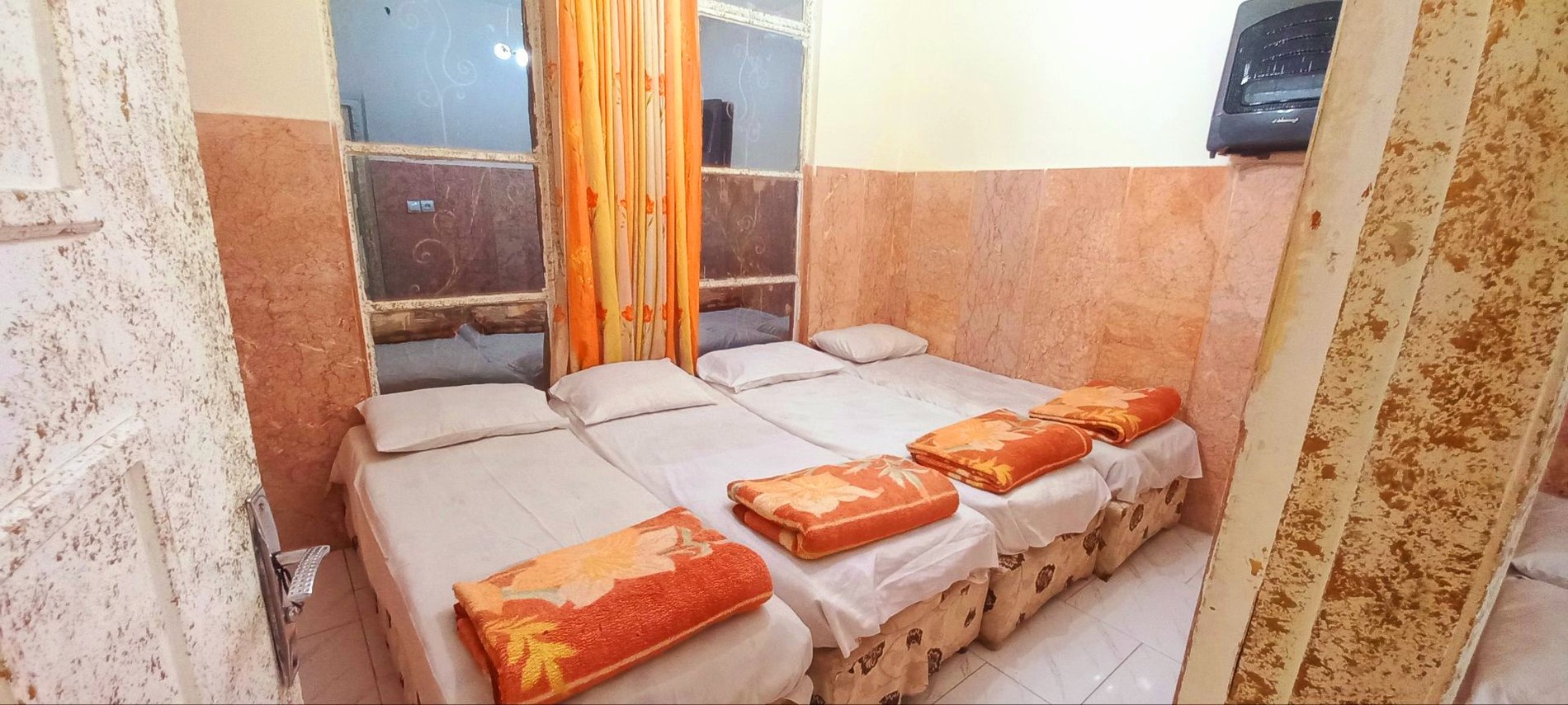 مسافرخانه قاسمی طلائی - واحد 602