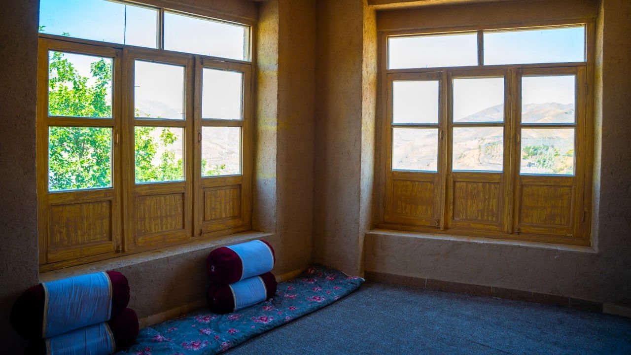 بوم گردی کهن بام کنگ - فلت نهال
