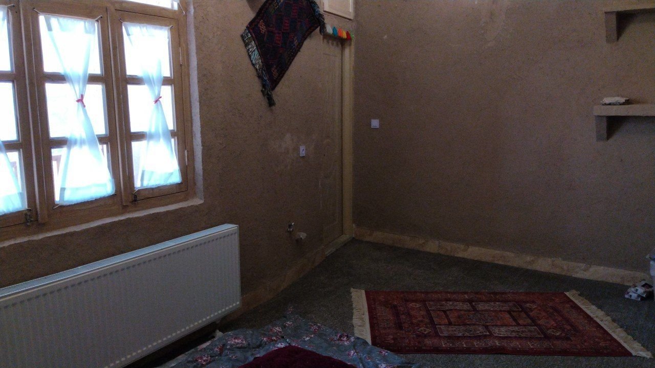 بوم گردی فلت کهن بام کنگ واحد دردانه