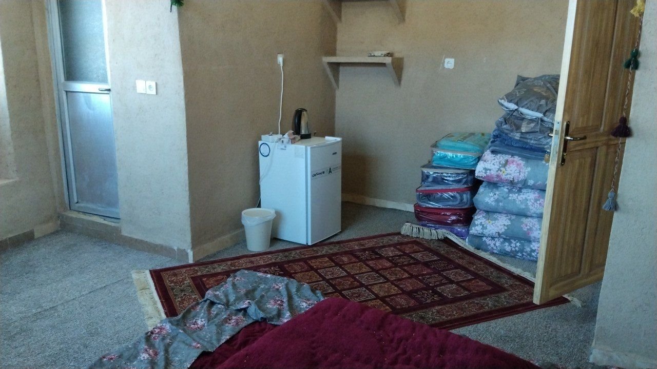 بوم گردی کهن بام کنگ - فلت نهال