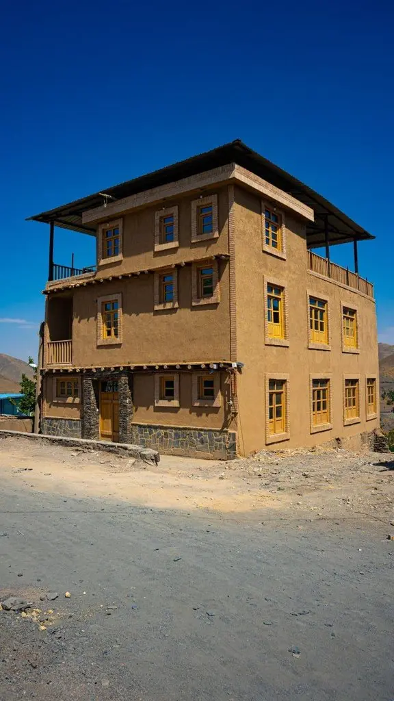 بوم گردی فلت کهن بام کنگ واحد دردانه