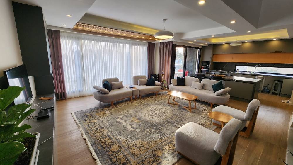 ویلا سه خوابه استخردار آبگرم گلدره