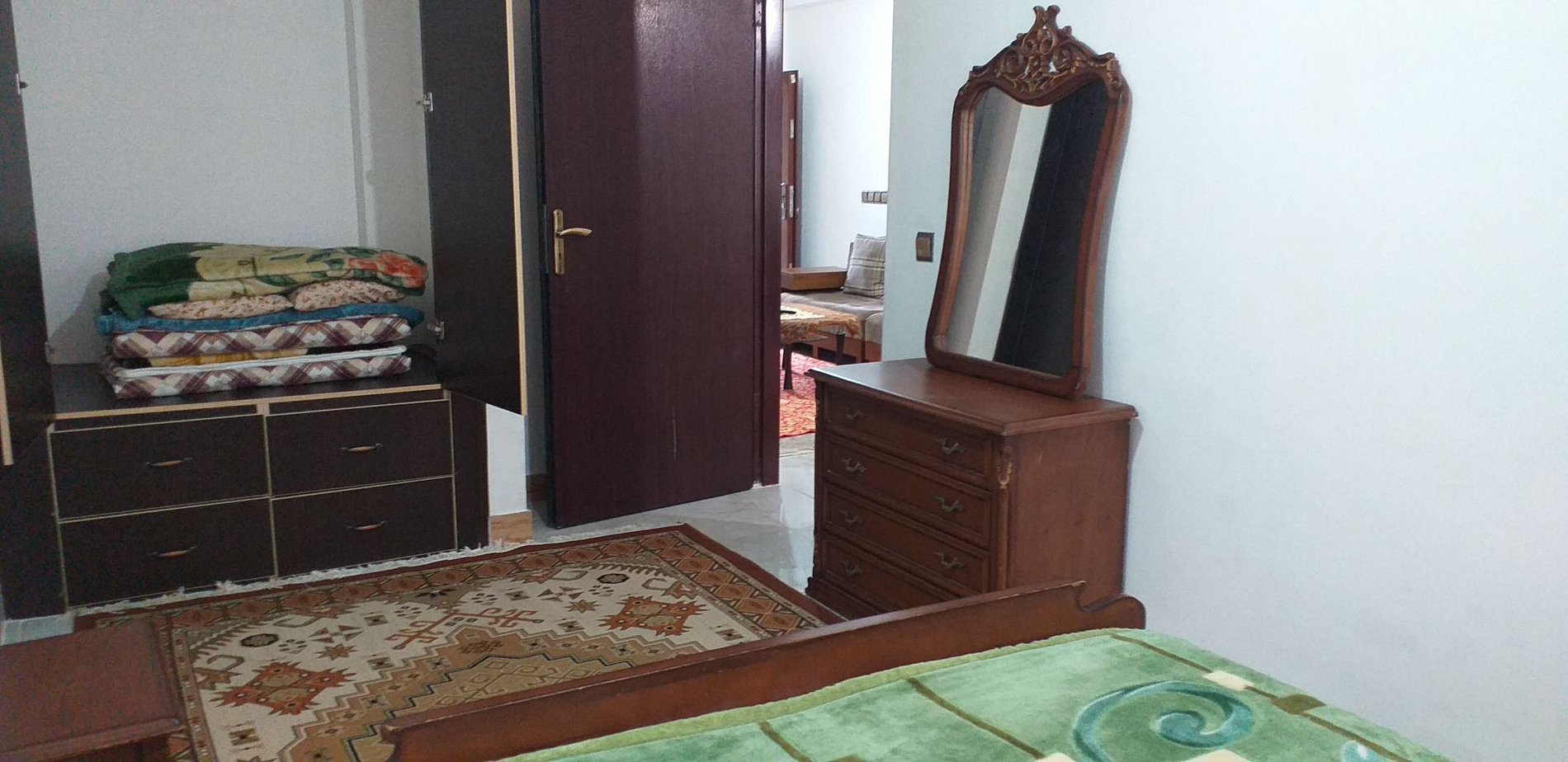 آپارتمان یک خوابه دلنیا