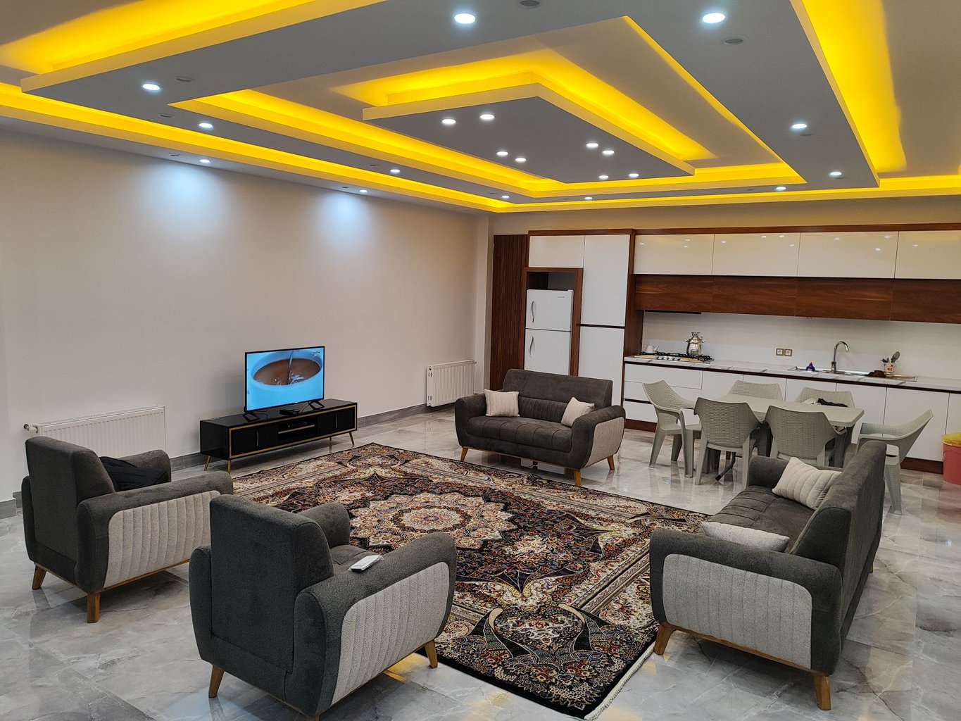 ویلای سه خوابه استخردار جنگلی علیرضا