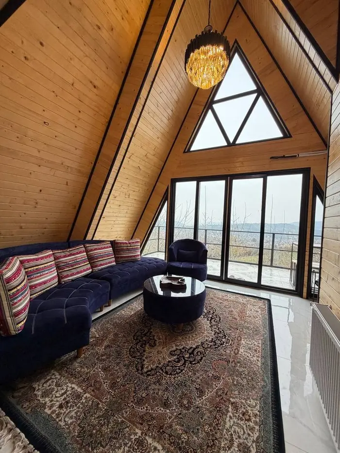 کلبه سه خوابه آریامهر