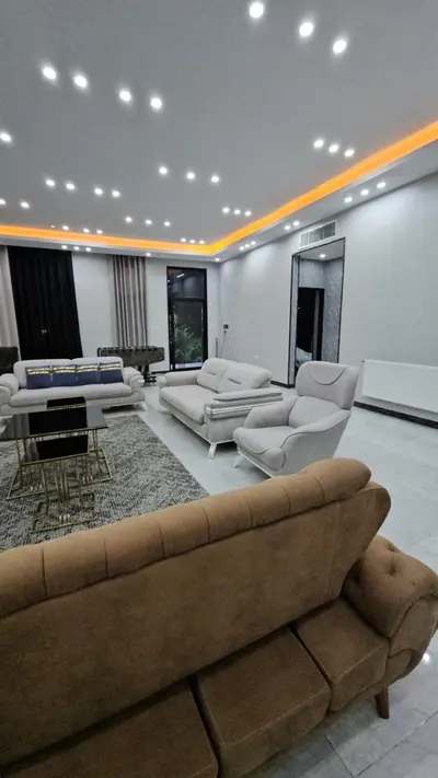 ویلا دوخوابه استخردار آبگرم رضایی