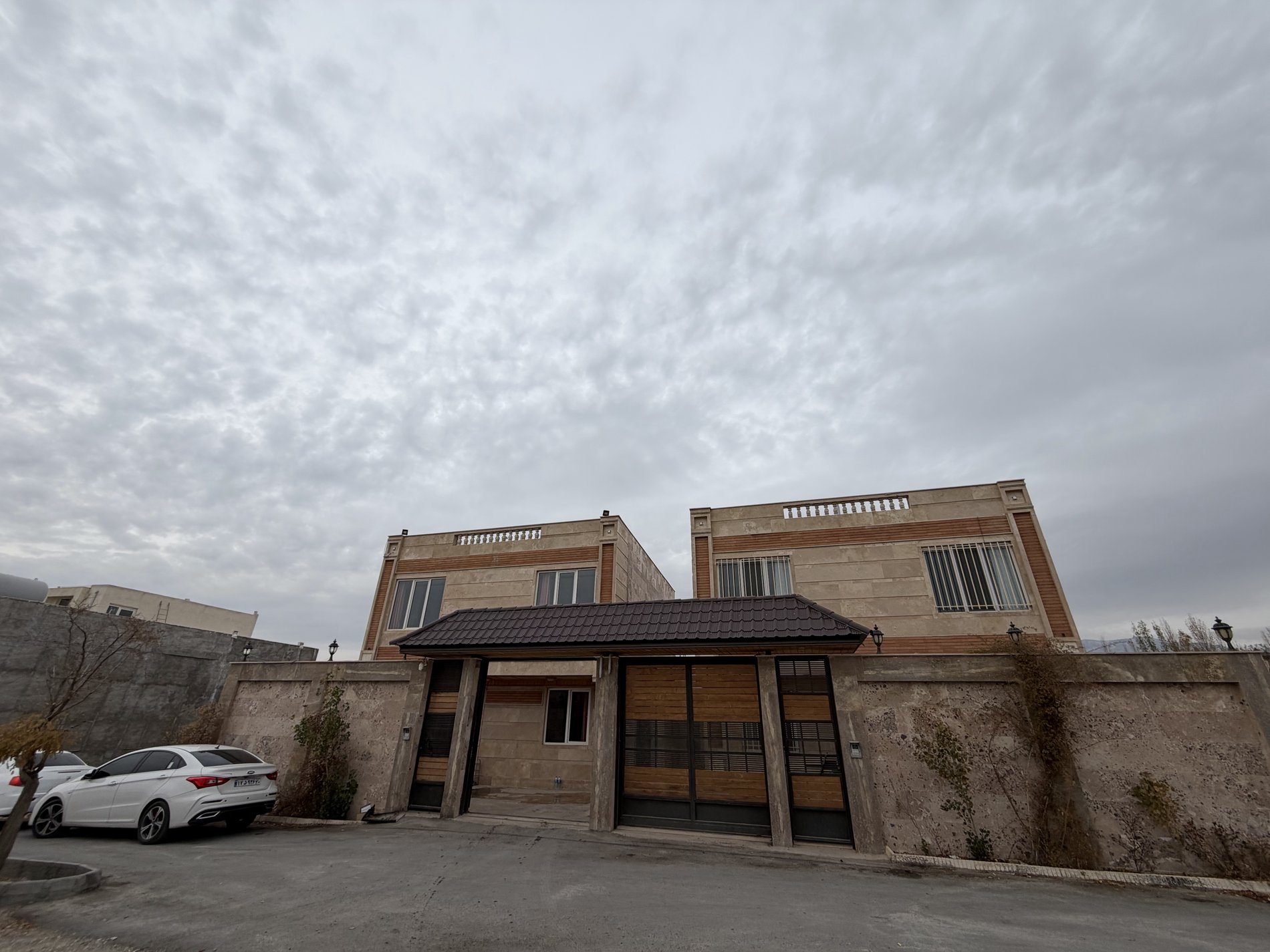 ویلا سه خوابه استخردار آبگرم پاسارگاد 2