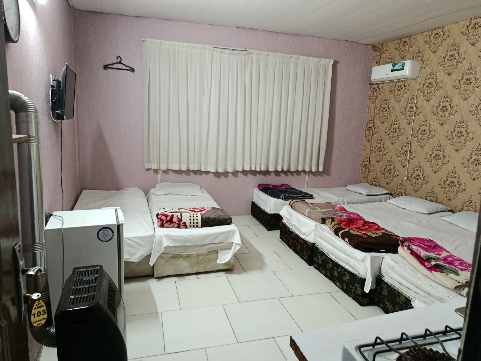 سوئیت فلت امیر - واحد شش تخته