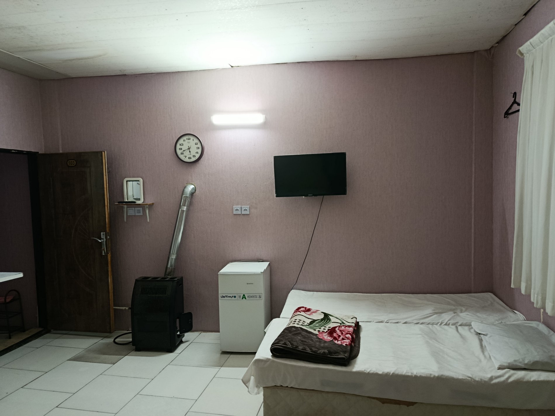 سوئیت فلت امیر - واحد شش تخته