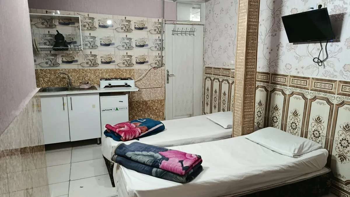 سوئیت فلت امیر - اتاق دو تخته