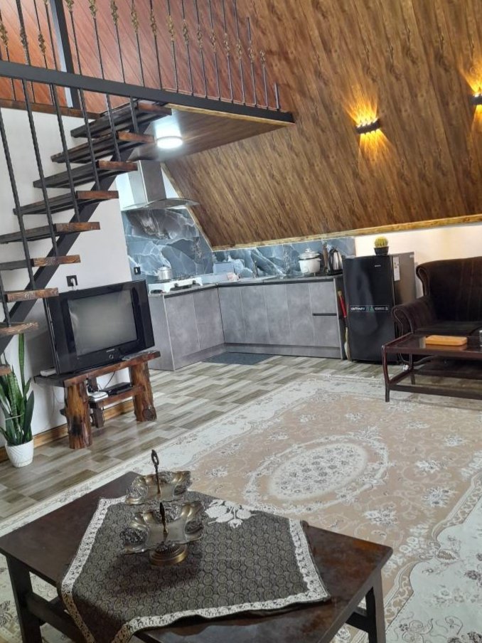 کلبه دوخوابه سوئیسی ترنج 1