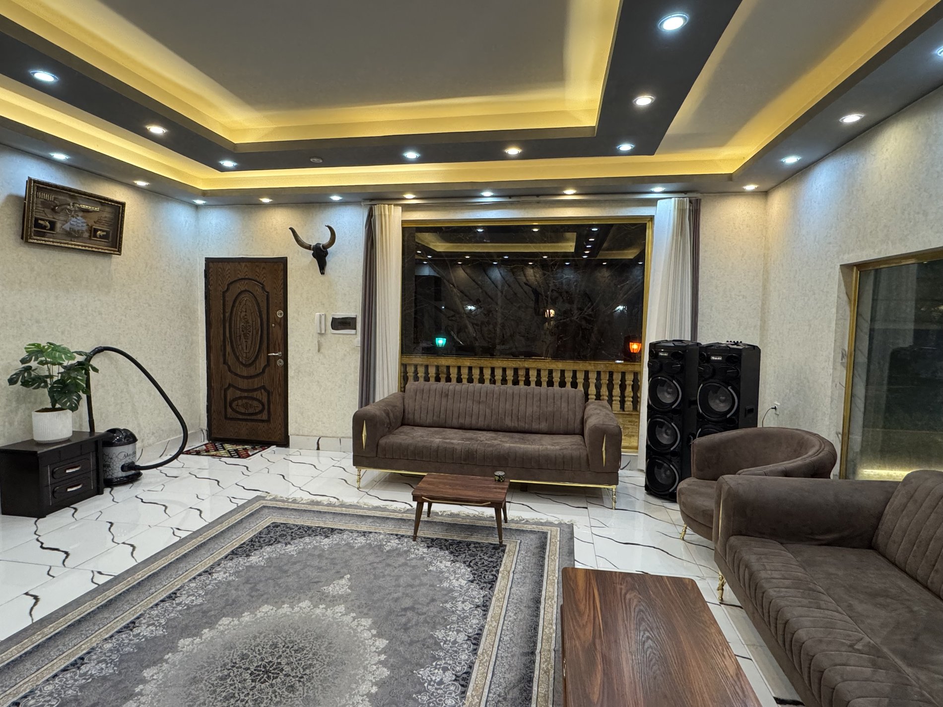 ویلا یک خوابه استخردار آبگرم علی