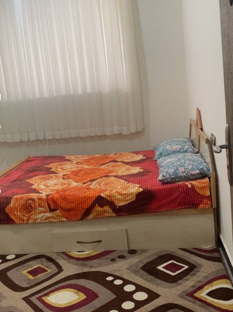 سوئیت دوخوابه زریبار 8