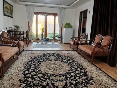 سوئیت یک خوابه سرای پدری