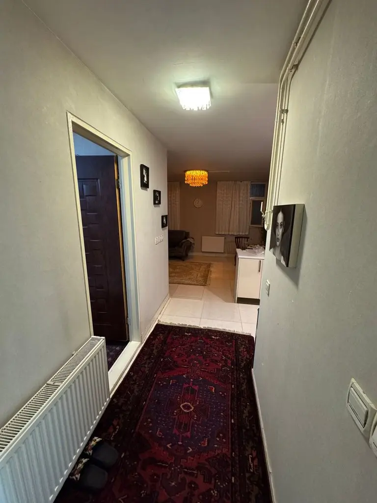 آپارتمان یک خوابه کارمندان - ورودی