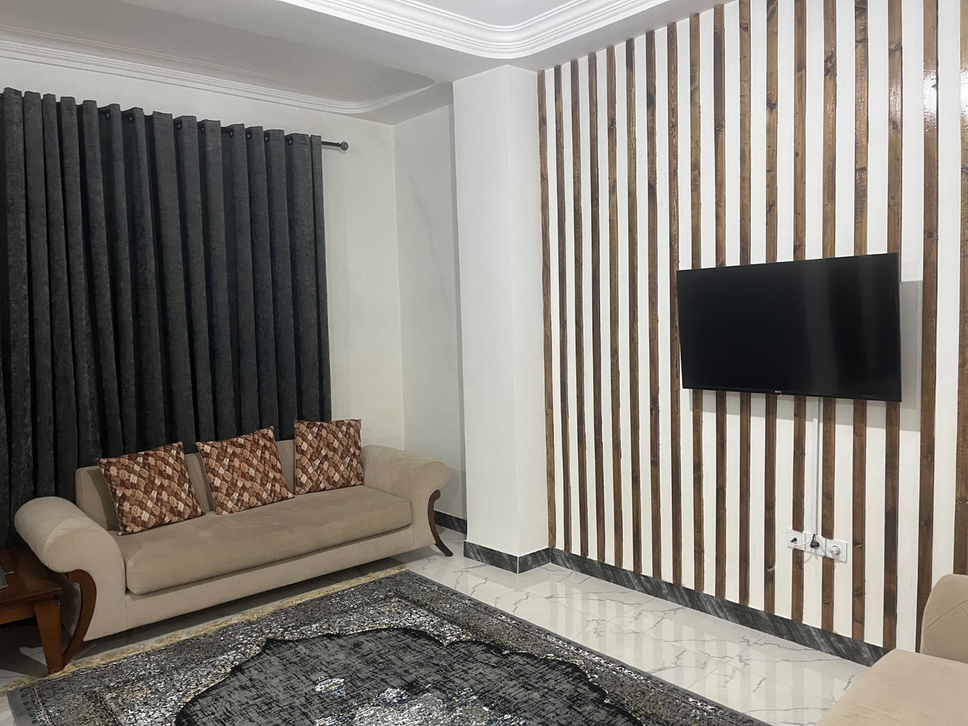 ویلا یک خوابه استخردار آبگرم آیهان 3