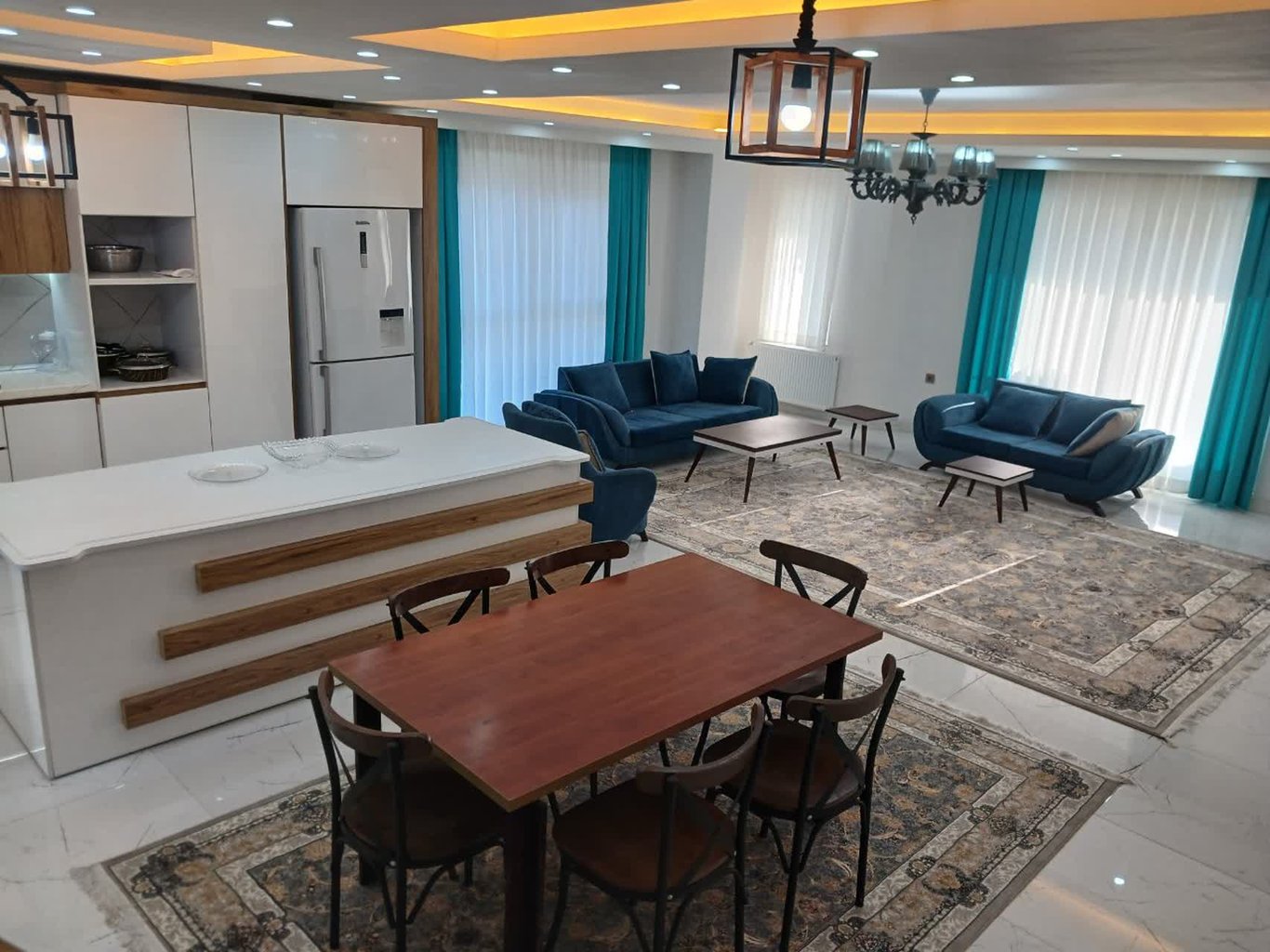 ویلا چهار خوابه استخردار آناهیتا