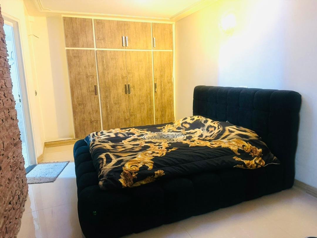 آپارتمان یک خوابه ودادیان