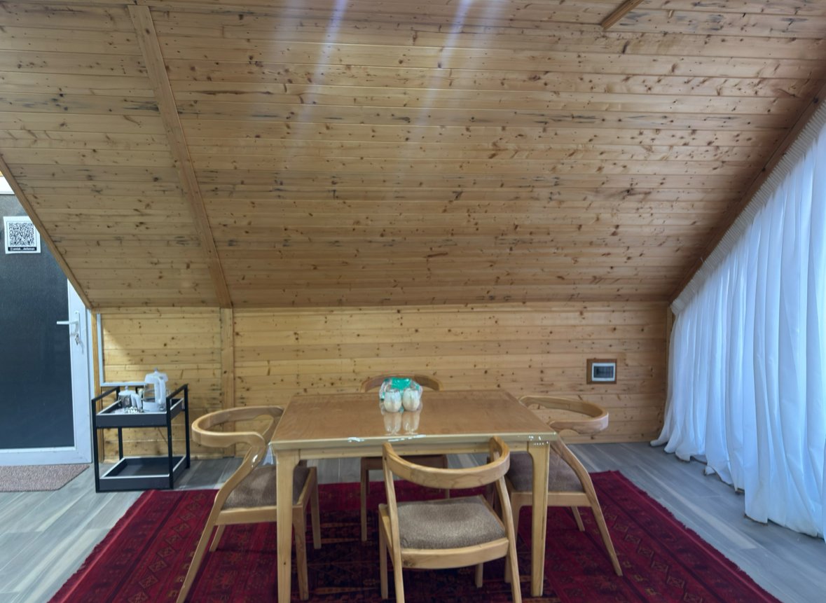 کلبه دوخوابه تیم‌جار