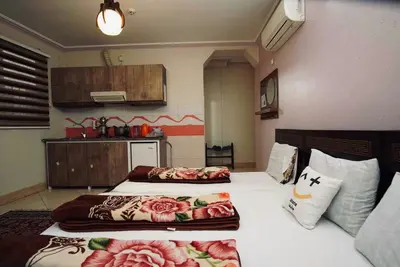 سوئیت فیضی - واحد سه تخته 2