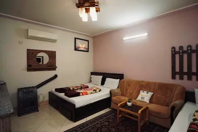 سوئیت فیضی - واحد سه تخته 2