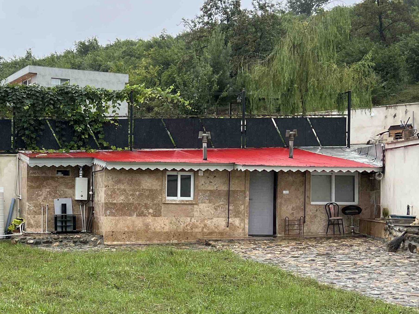 یک خوابه بی تم