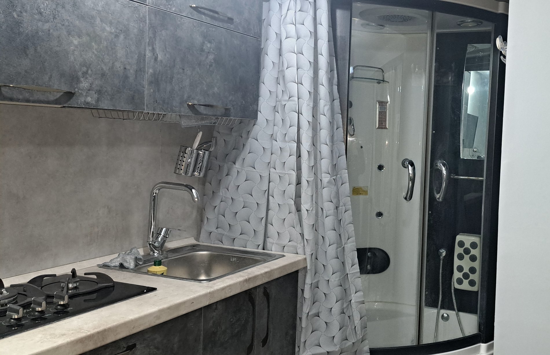 سوئیت فلت رضائی