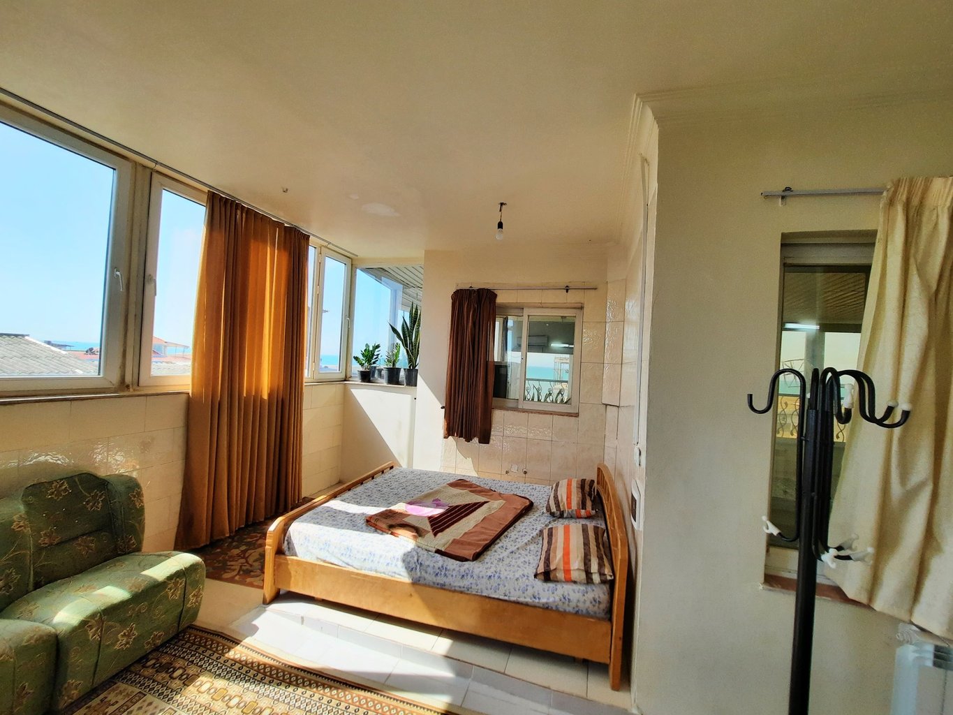 دوخوابه ساحلی پوریا