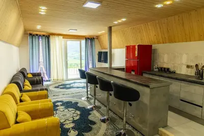 ویلا یک خوابه سوئیسی بلوط