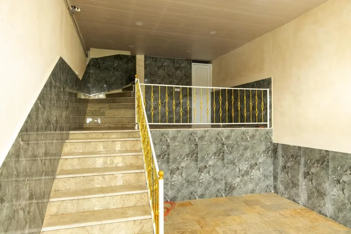 ویلا یک خوابه سوئیسی بلوط