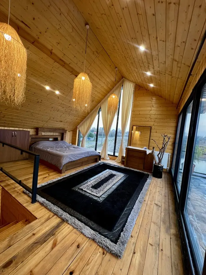 کلبه یک خوابه استخردار آبگرم سوئدی کُرال