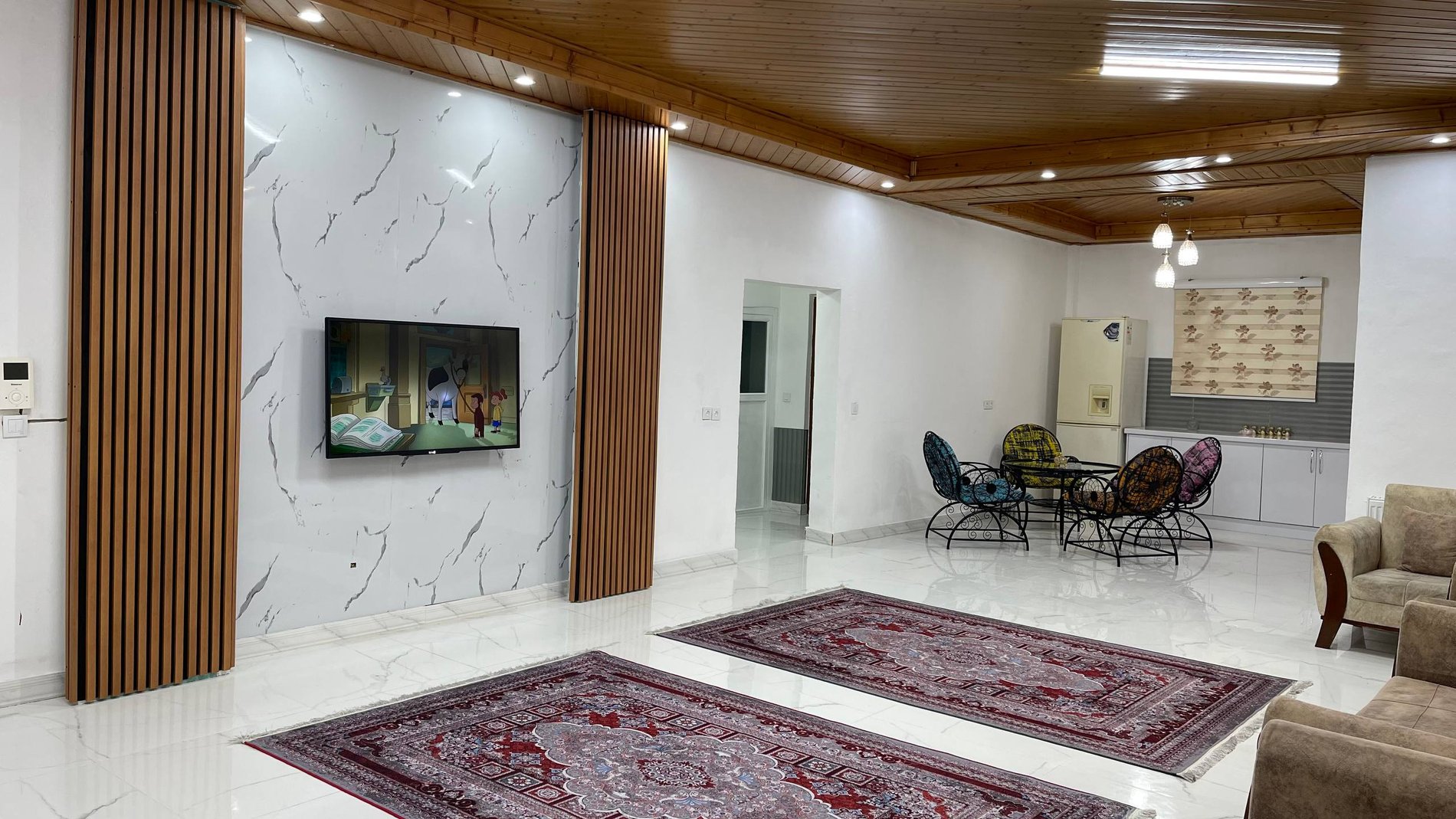 ویلا دوخوابه استخردار آبگرم شقایق 9