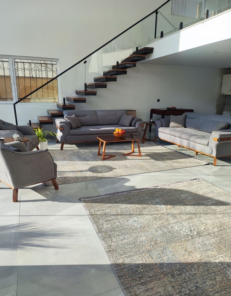 ویلا سه خوابه دوبلکس استخردار آبگرم شب های چمران