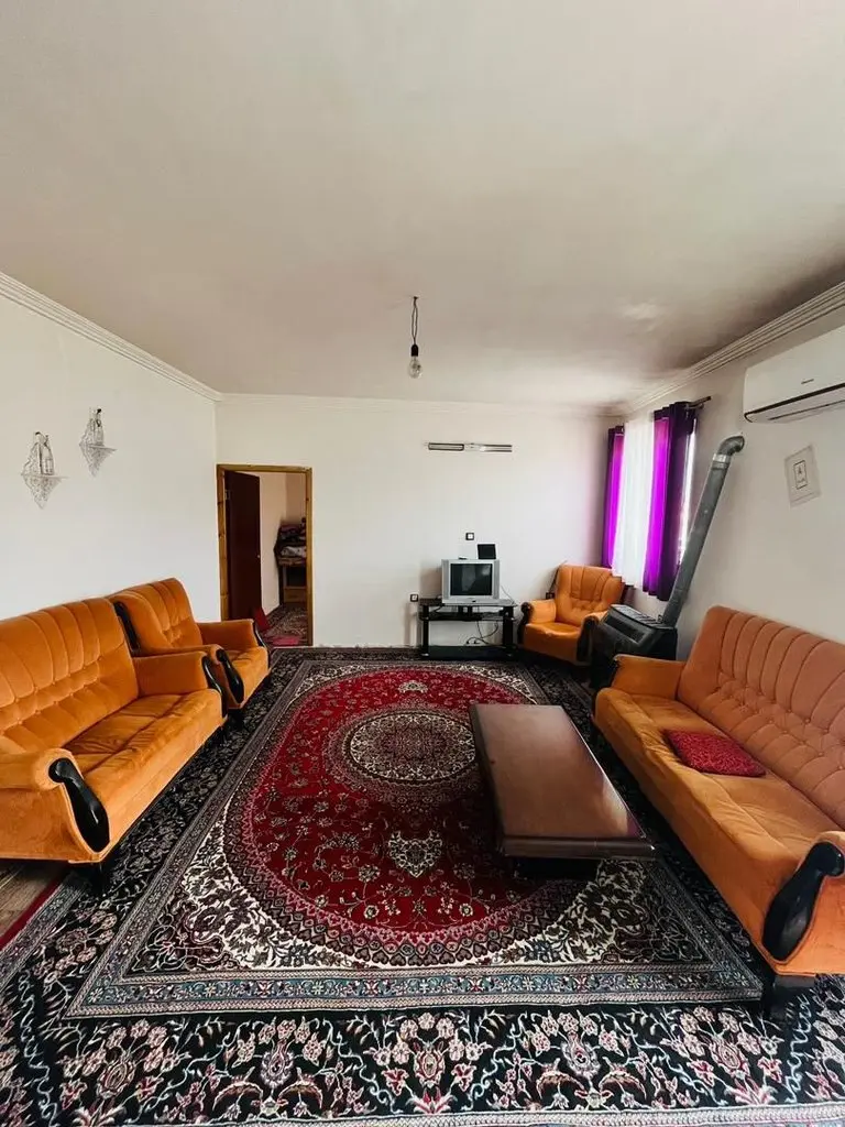 سوئیت یک خوابه بوم سر