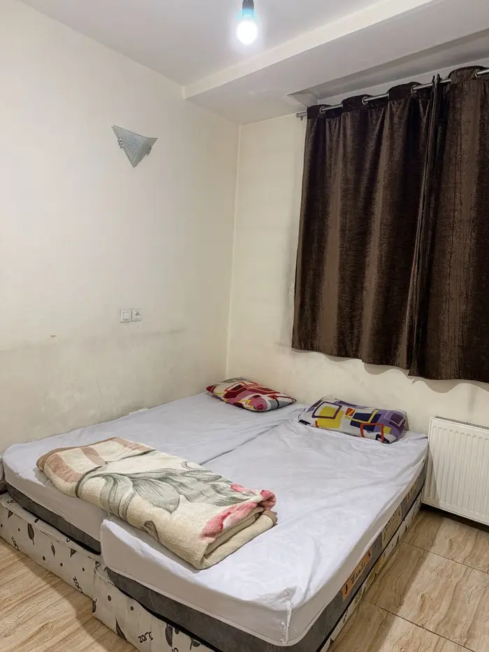 آپارتمان دوخوابه سرداران ۲۲