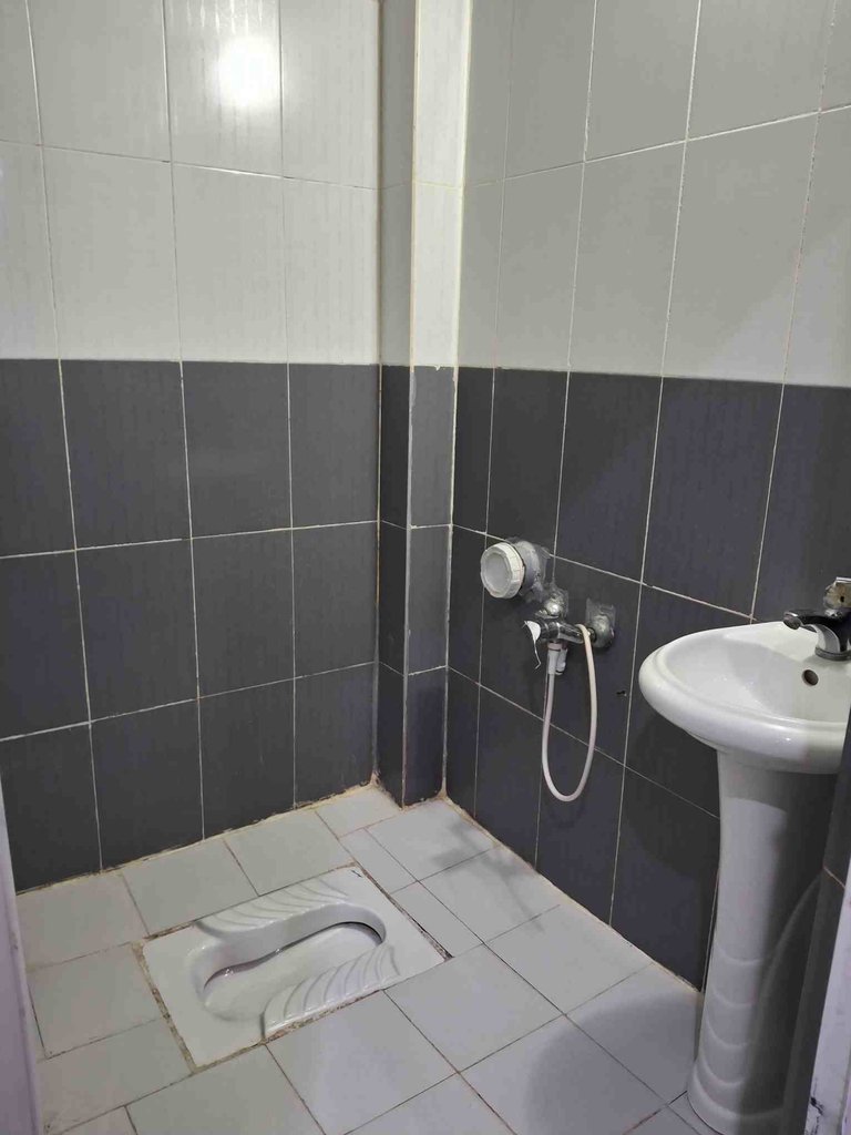 آپارتمان دوخوابه نیایش 9