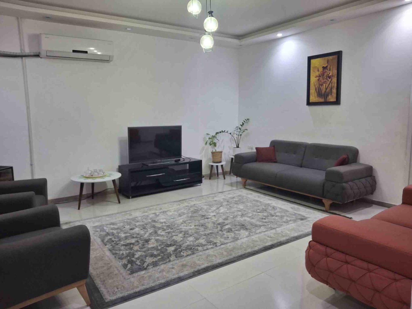 آپارتمان دوخوابه نیایش 9