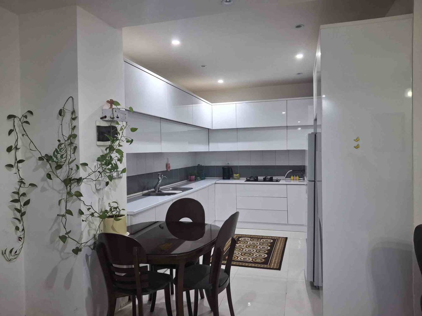 آپارتمان دوخوابه نیایش 9