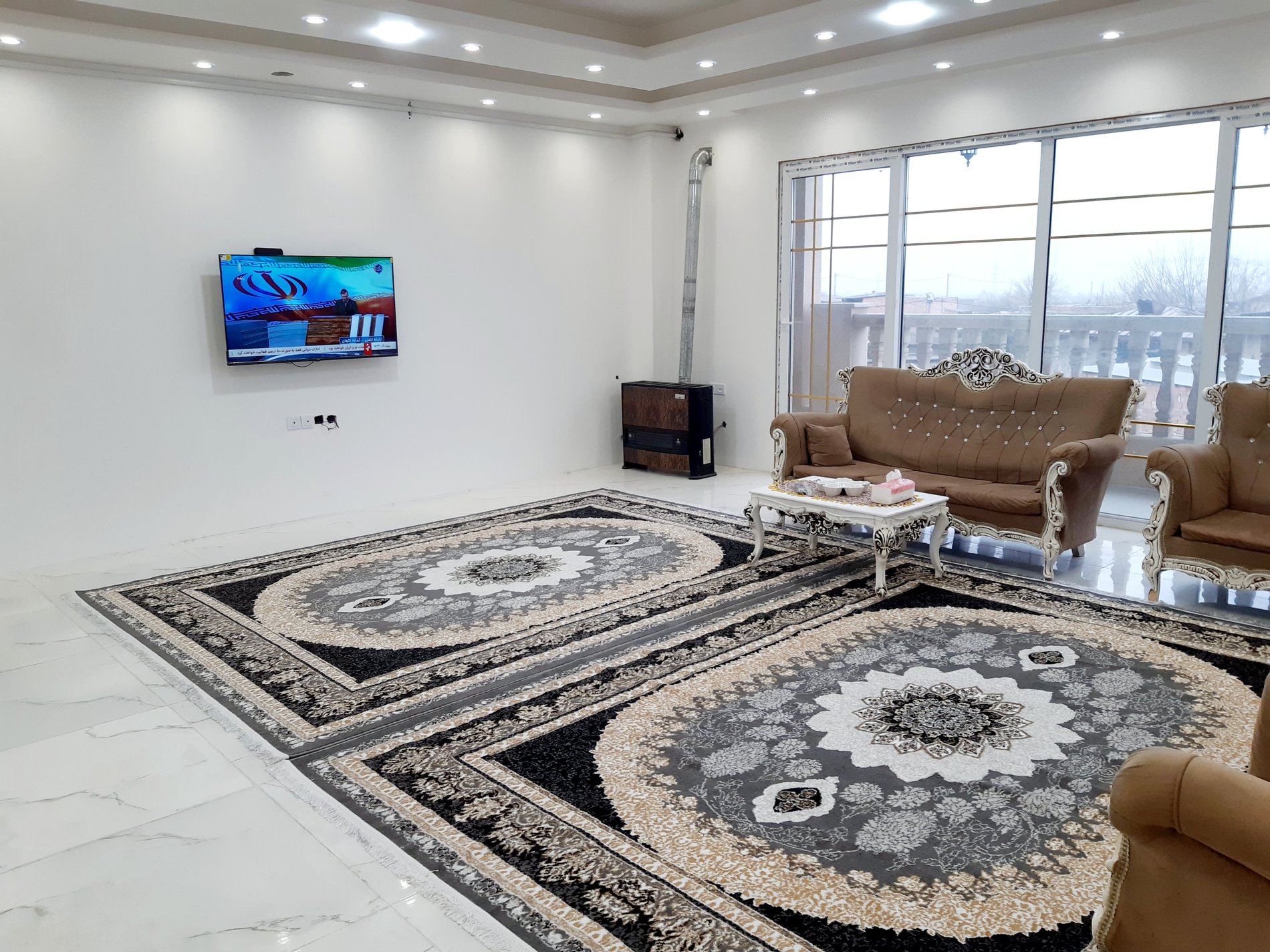 آپارتمان دوخوابه گلبرگ 9