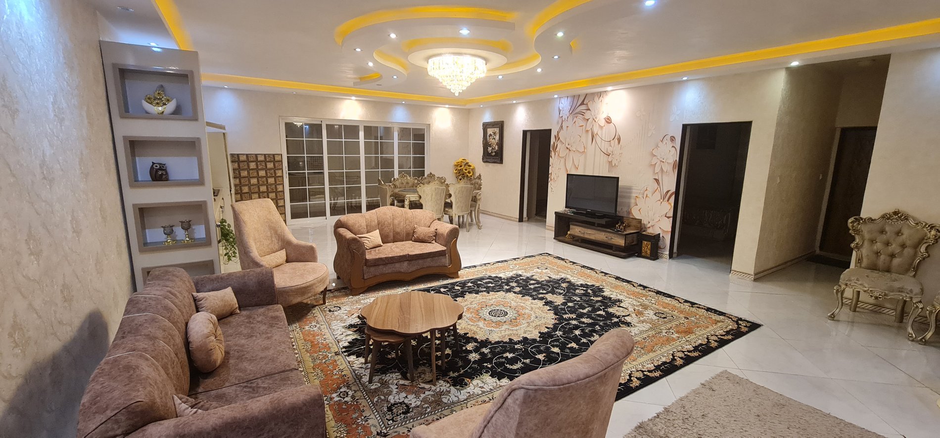 ویلا یک خوابه  گل کاغذی