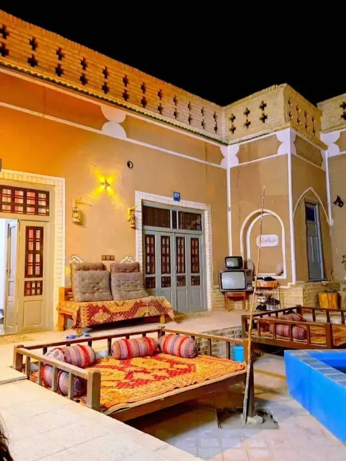 اقامتگاه سنتی خانه شما - واحد سه تخته ۴