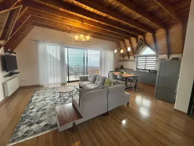 ویلا دوخوابه جنگلی وَن دار