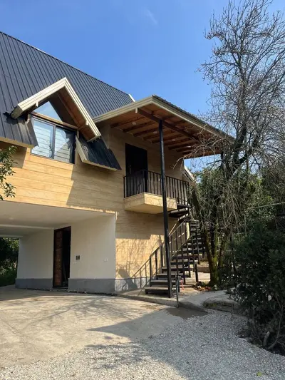 ویلا دوخوابه جنگلی وَن دار