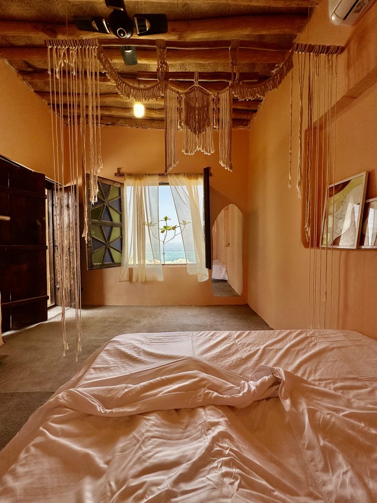 بومگردی چشم هنگام - واحد طلوع