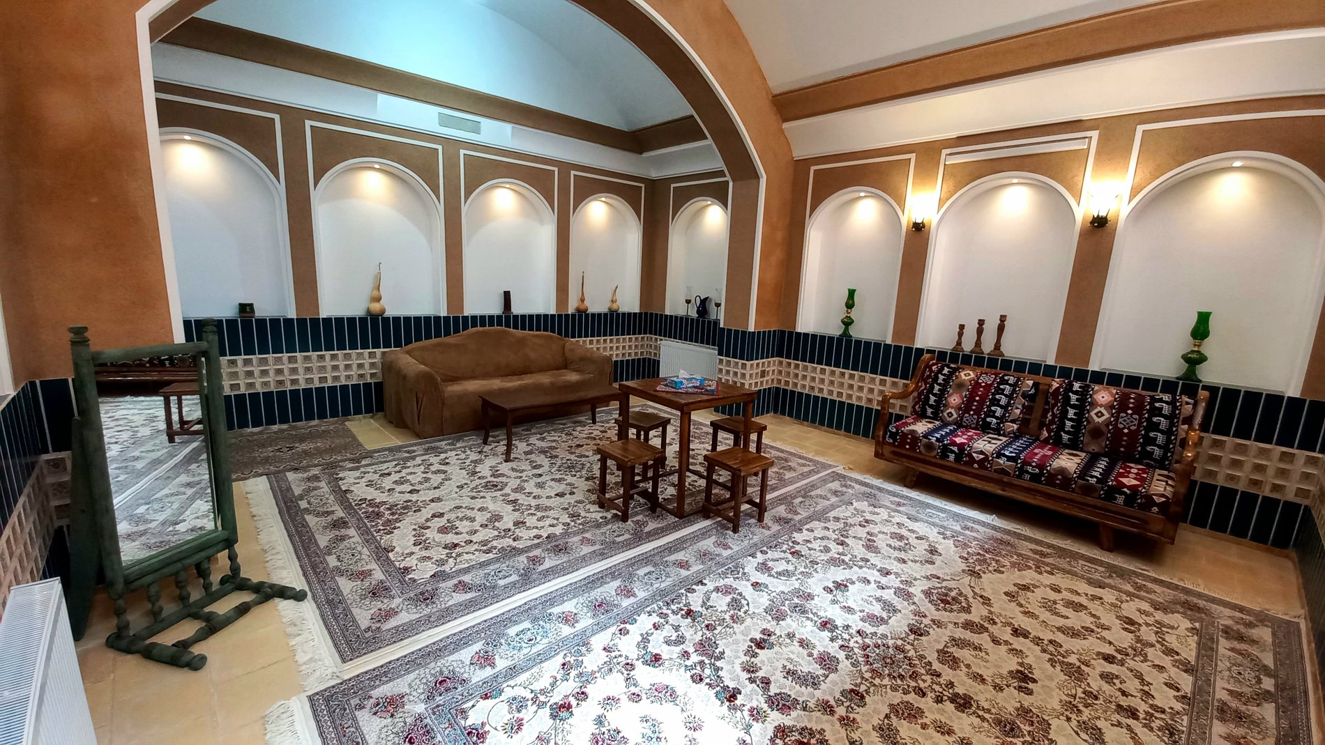 ویلا یک‌ خوابه خانه باهور